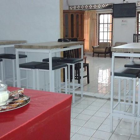 Pondok Heras Suite Jakarta Extérieur photo